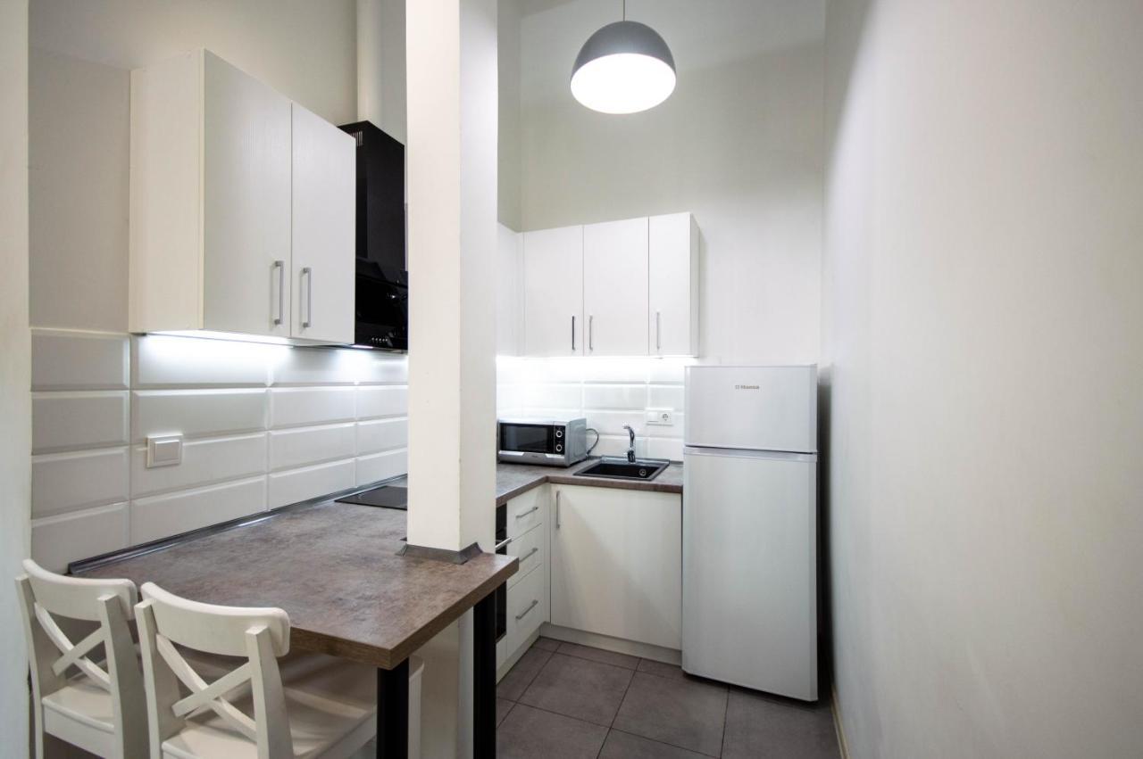 Kyiv White Apartment Exterior photo