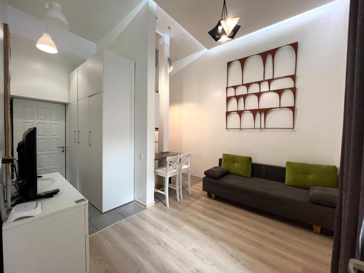 Kyiv White Apartment Exterior photo