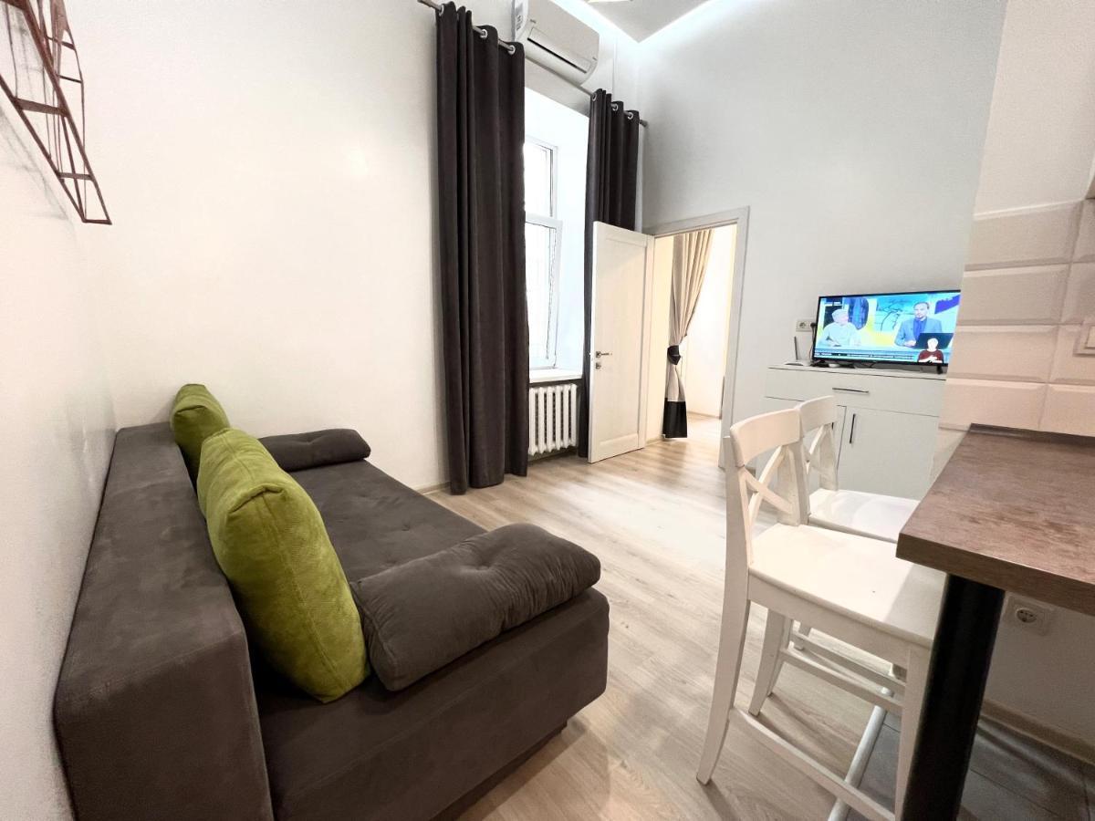 Kyiv White Apartment Exterior photo