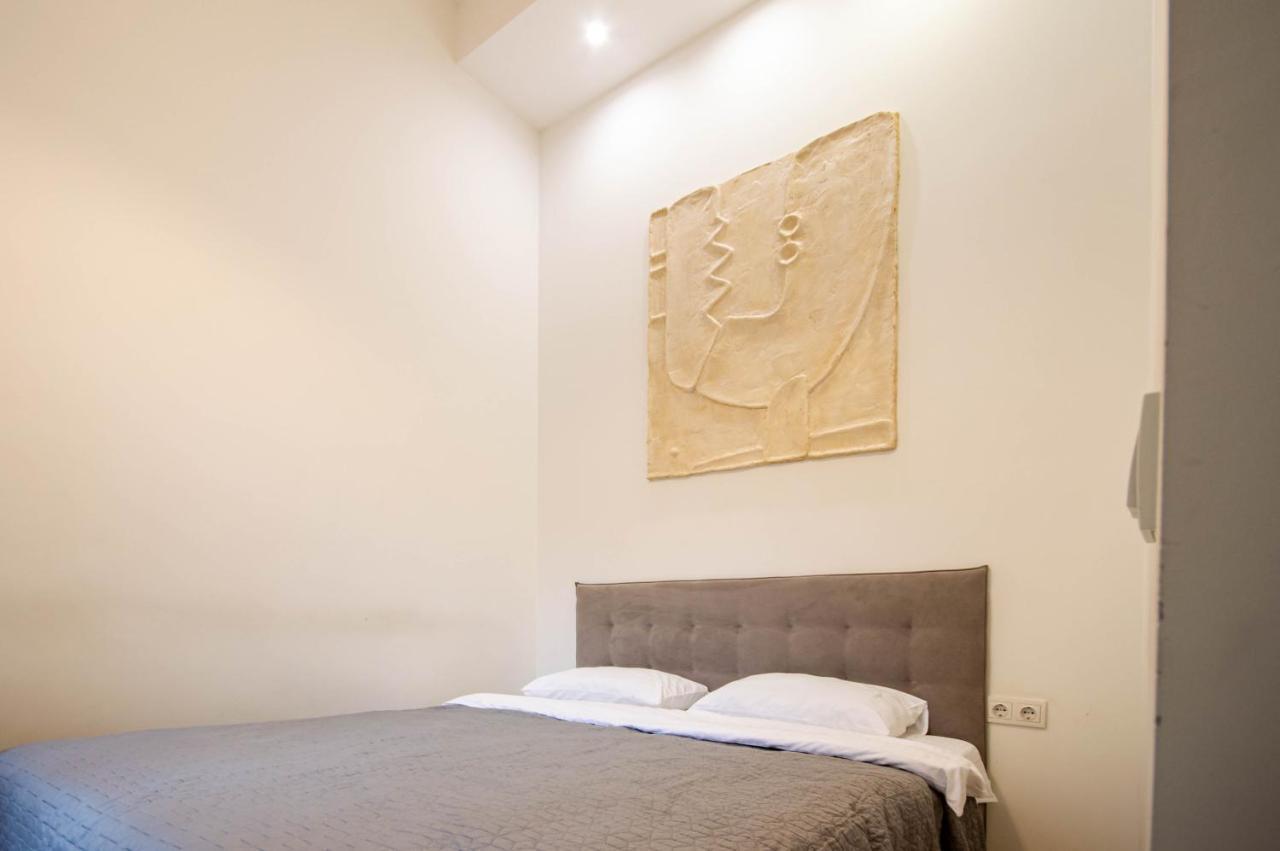 Kyiv White Apartment Exterior photo