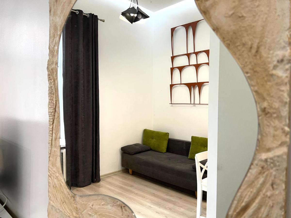 Kyiv White Apartment Exterior photo