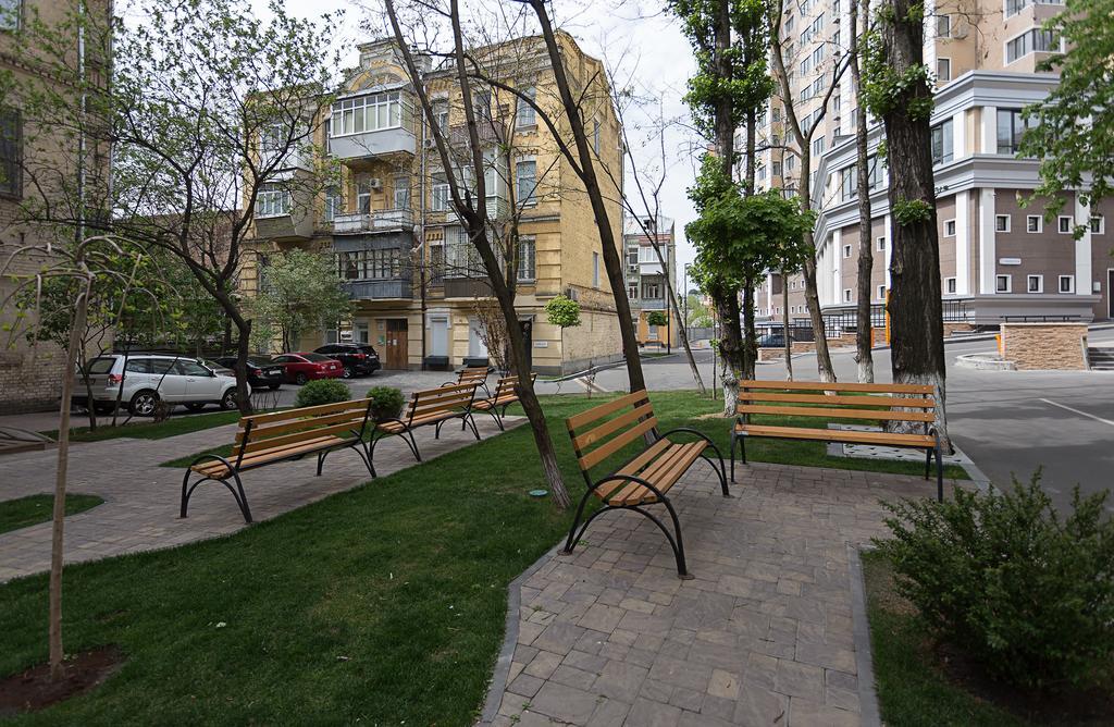 Kyiv White Apartment Exterior photo